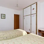 Ventula *